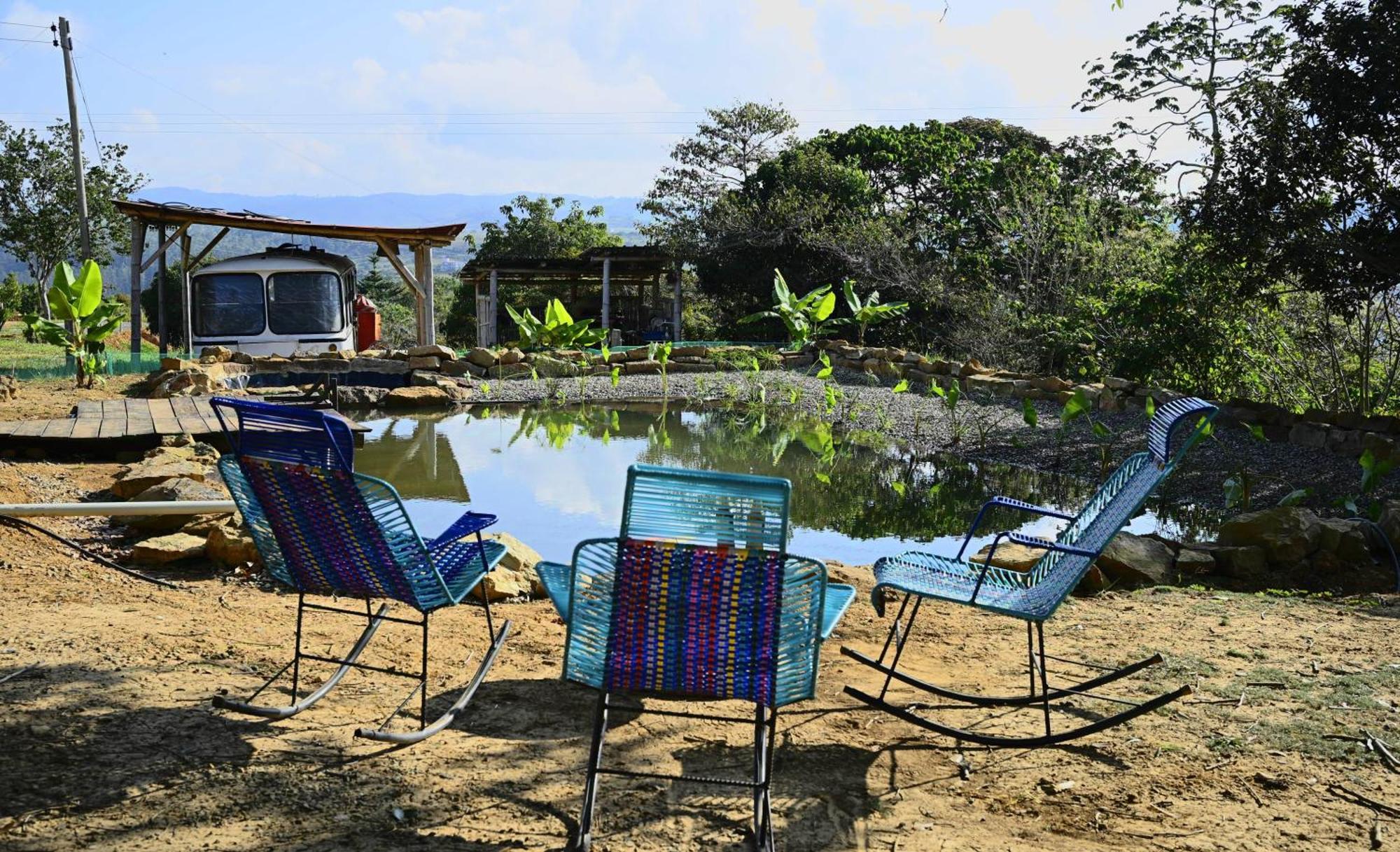 La Pacha Hostel บาริชารา ภายนอก รูปภาพ