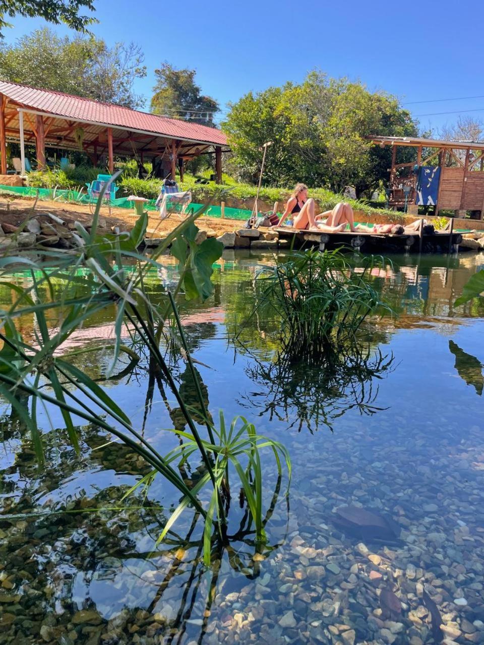 La Pacha Hostel บาริชารา ภายนอก รูปภาพ