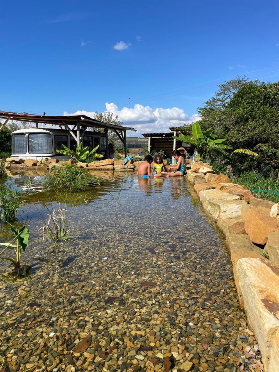La Pacha Hostel บาริชารา ภายนอก รูปภาพ