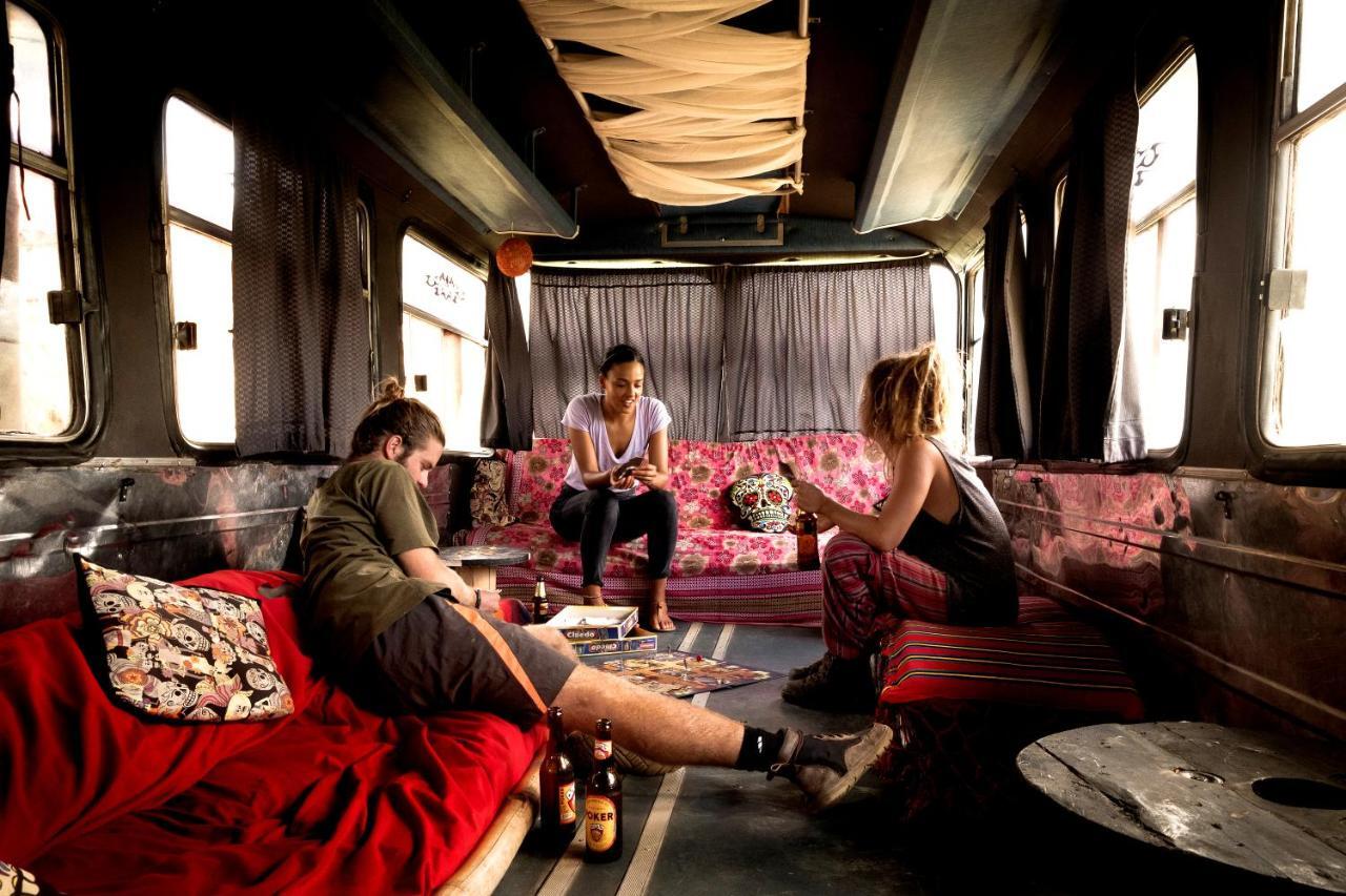 La Pacha Hostel บาริชารา ภายนอก รูปภาพ
